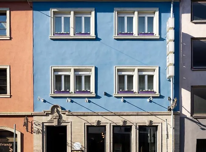 Kunterbunt In Wuerzburger Innenstadt